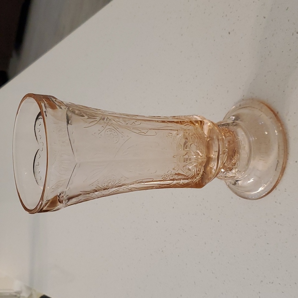 Madrid Recollection Pink Glass Vase